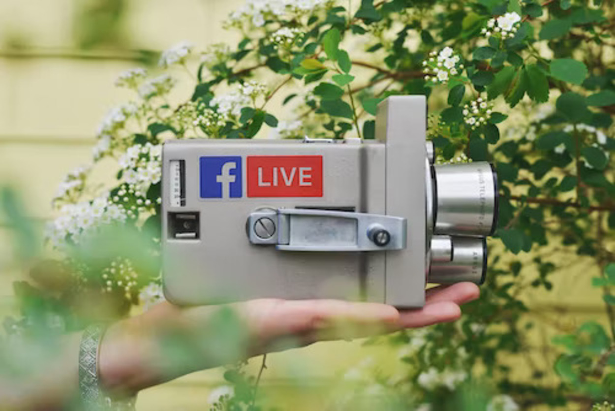 Camera with Facebook live written on it