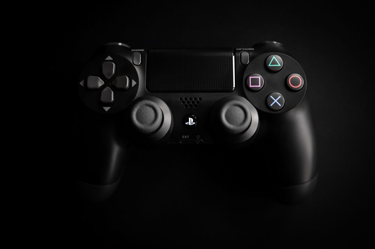 PS4 Controller.